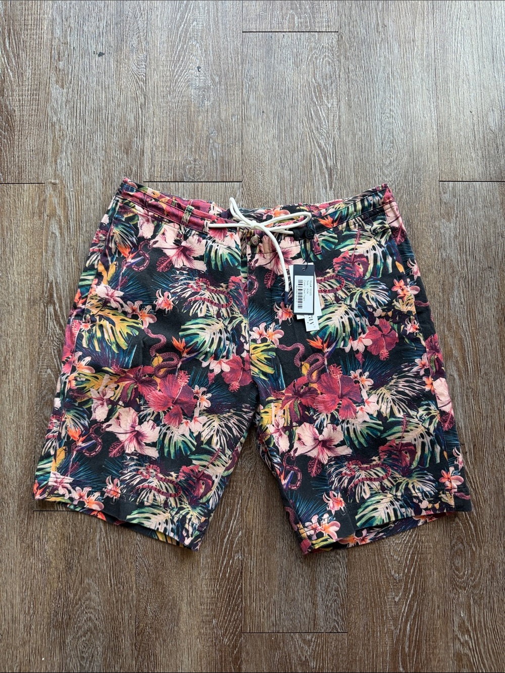 Paisley & Gray Black Floral Tropical Swim Trunks NWT